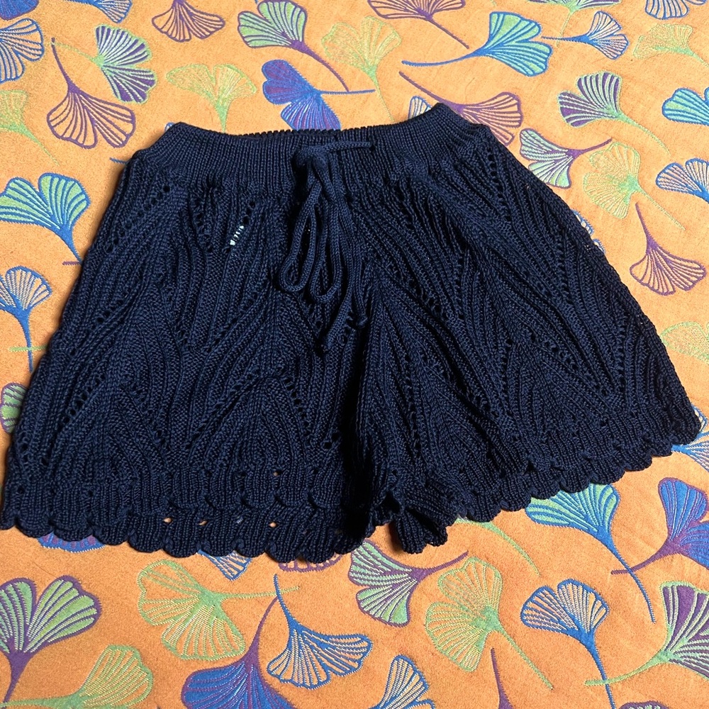 NWOT Crochet shorts